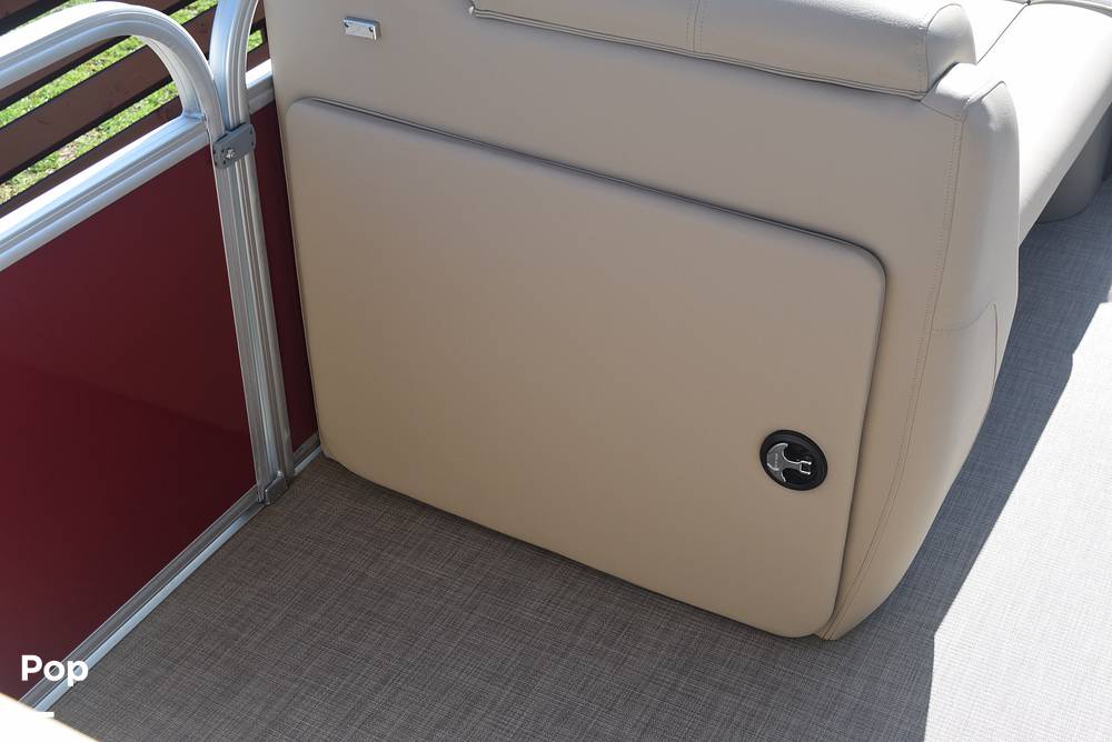 Slide: The Image of Sun Tracker Party Barge 20 DLX 2023 - 15587448
