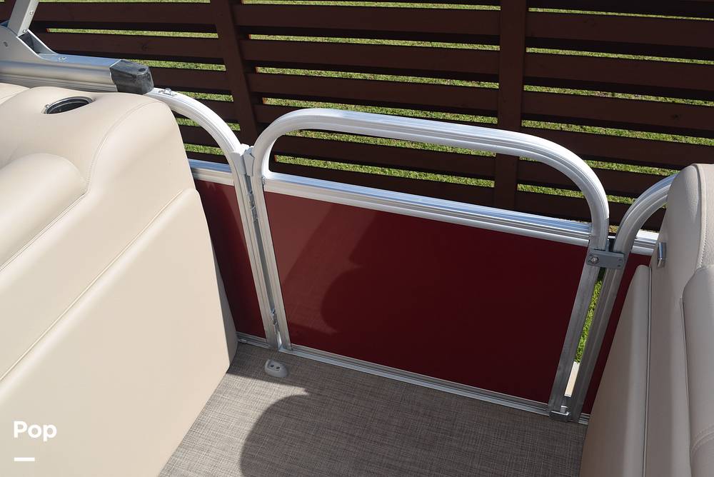Slide: The Image of Sun Tracker Party Barge 20 DLX 2023 - 15587434
