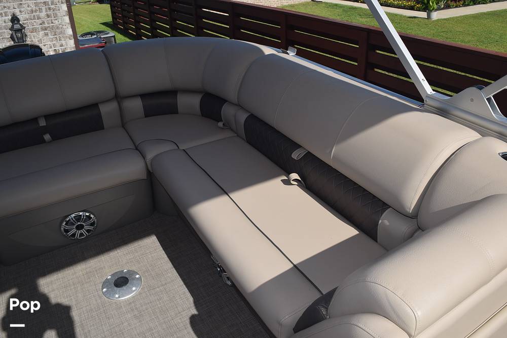 Slide: The Image of Sun Tracker Party Barge 20 DLX 2023 - 15587435