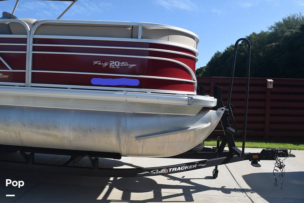 Slide: The Image of Sun Tracker Party Barge 20 DLX 2023 - 15587387