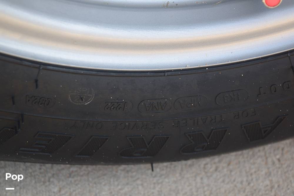 Slide: The Image of Tire Date Code: 1222 - 15587409