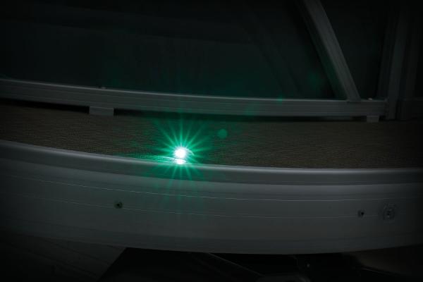 Slide: The Image of Sun Tracker Party Barge 22 DLX 2025 - 55