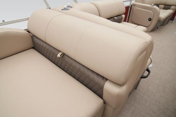Slide: The Image of Manufacturer Provided Image: Sun Tracker Party Barge 22 RF DLX - 46