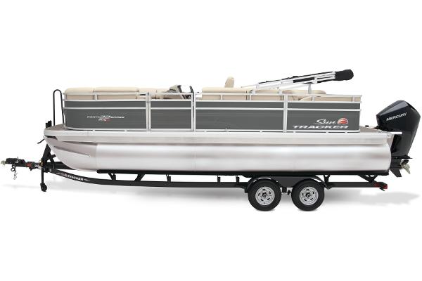 Slide: The Image of Sun Tracker Party Barge 22 RF XP3 2025 - 3