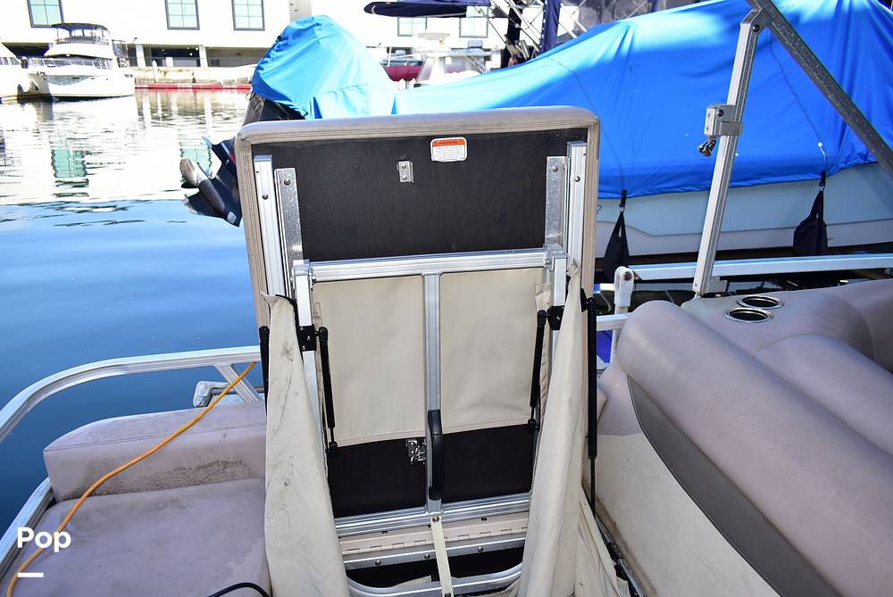 Slide: The Image of Sun Tracker Party Barge 24 DLX 2014 - 15175207