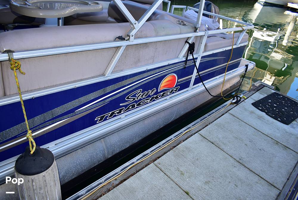 Slide: The Image of Sun Tracker Party Barge 24 DLX 2014 - 15175224