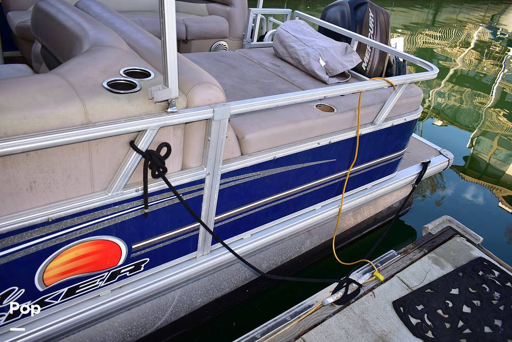 Slide: The Image of Sun Tracker Party Barge 24 DLX 2014 - 15175225