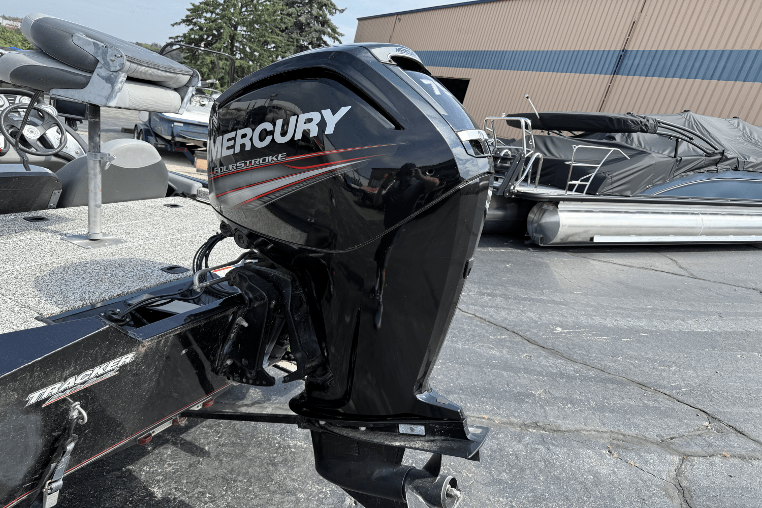 Slide: The Image of Sun Tracker PRO TEAM 17 2015 - 3