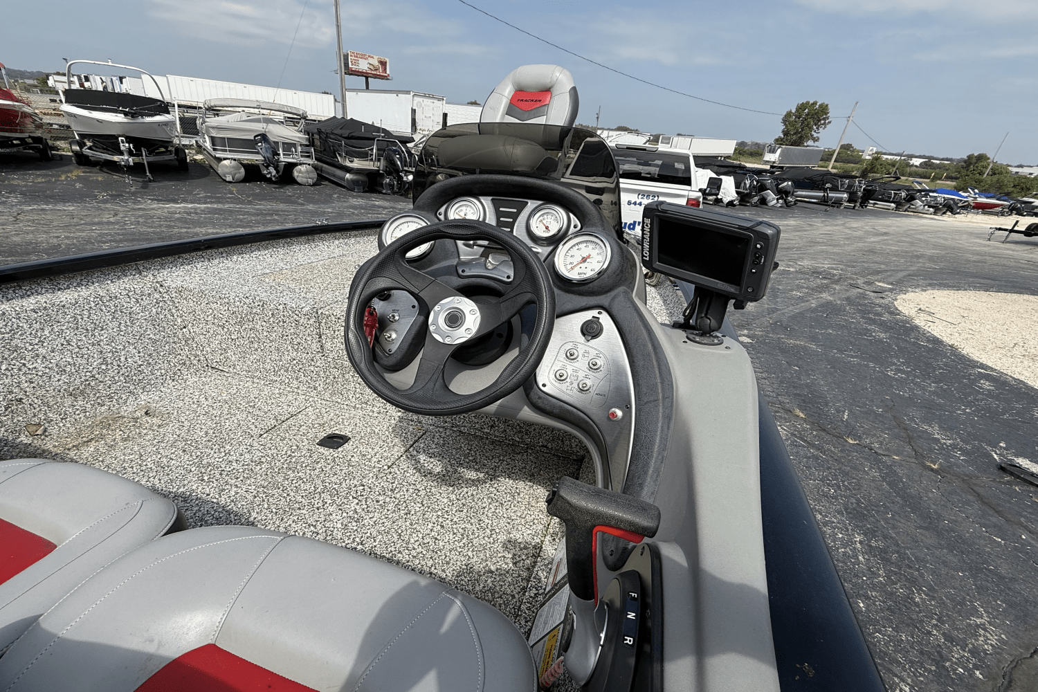 Slide: The Image of Sun Tracker PRO TEAM 17 2015 - 4