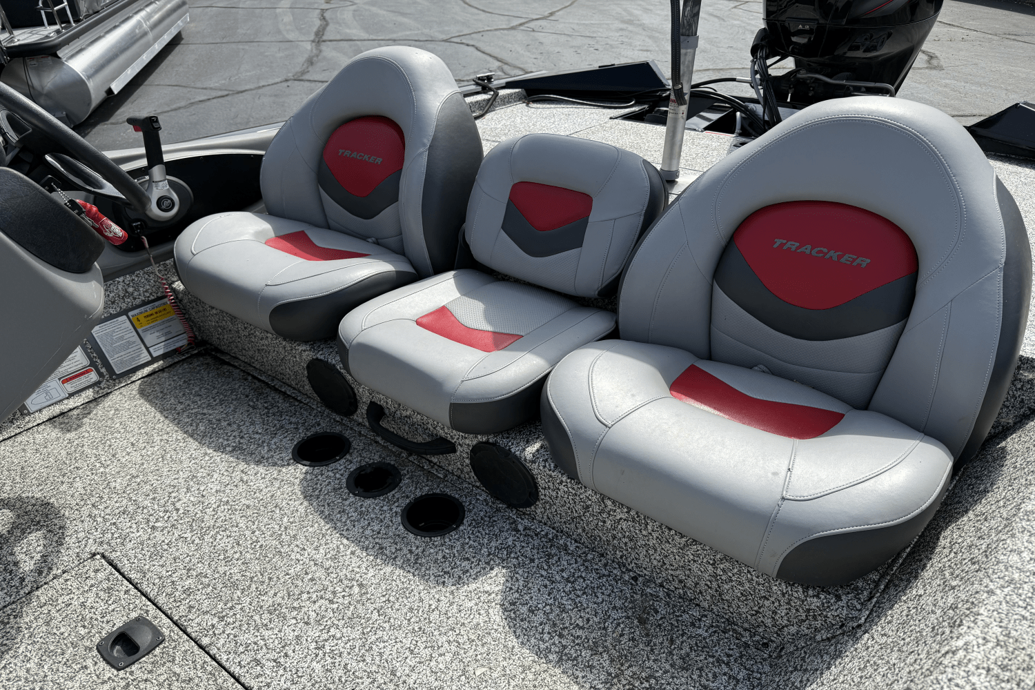 Slide: The Image of Sun Tracker PRO TEAM 17 2015 - 9