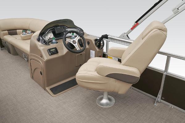 Slide: The Image of Sun Tracker SportFish 20 DLX 2023 - 29