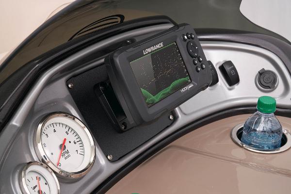 Slide: The Image of Sun Tracker SportFish 20 DLX 2023 - 33