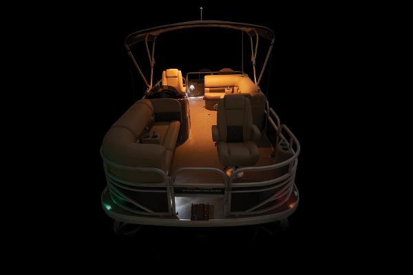 Slide: The Image of Sun Tracker SportFish 20 DLX 2023 - 47