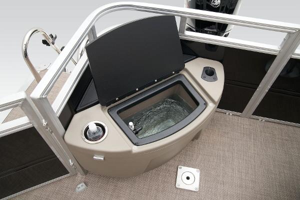 Slide: The Image of Sun Tracker SportFish 20 DLX 2025 - 44