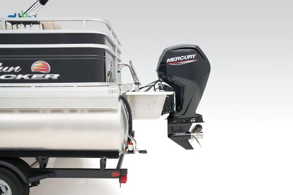 Slide: The Image of Sun Tracker SportFish 20 DLX 2025 - 46