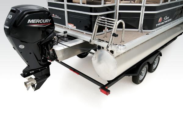 Slide: The Image of Sun Tracker SportFish 20 DLX 2025 - 47