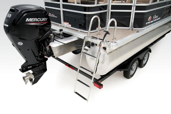 Slide: The Image of Sun Tracker SportFish 20 DLX 2025 - 48