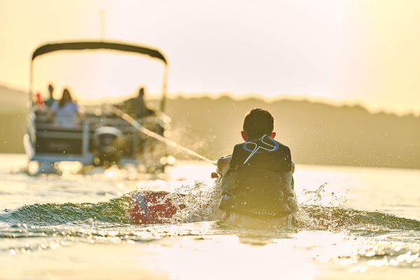 Slide: The Image of Sun Tracker SportFish 20 DLX 2025 - 75