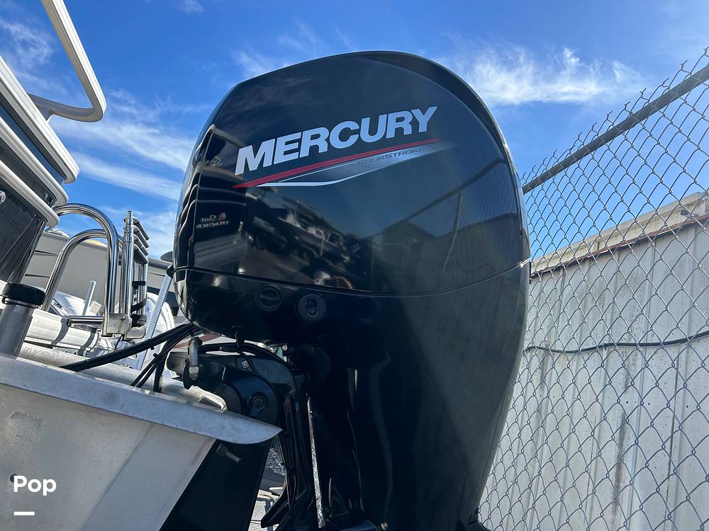Slide: The Image of Sun Tracker Sportfish 22 DLX 2023 - 15104605