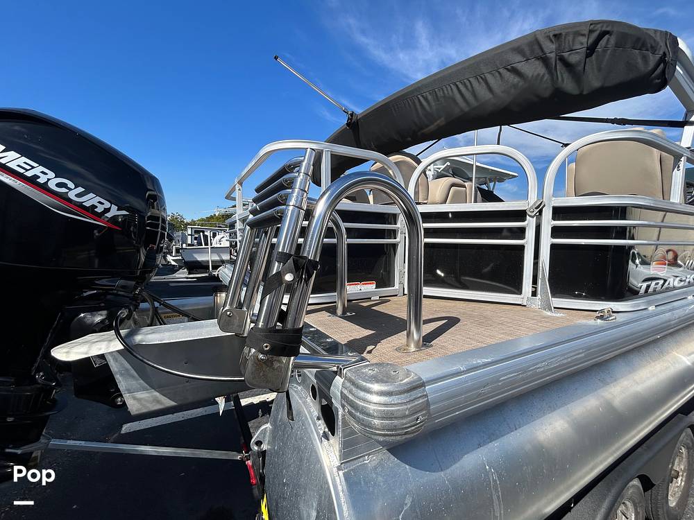 Slide: The Image of Sun Tracker Sportfish 22 DLX 2023 - 15104613