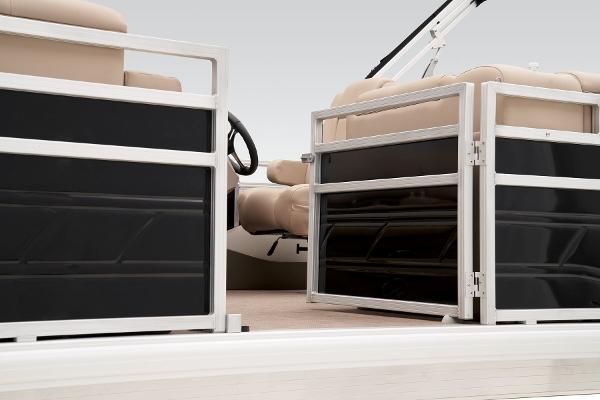 Slide: The Image of Sun Tracker SportFish 22 DLX 2025 - 20