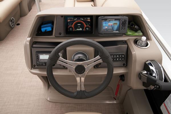 Slide: The Image of Sun Tracker SportFish 22 DLX 2025 - 36