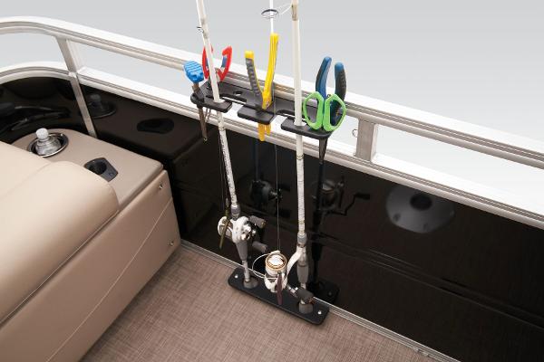 Slide: The Image of Sun Tracker SportFish 22 DLX 2025 - 56