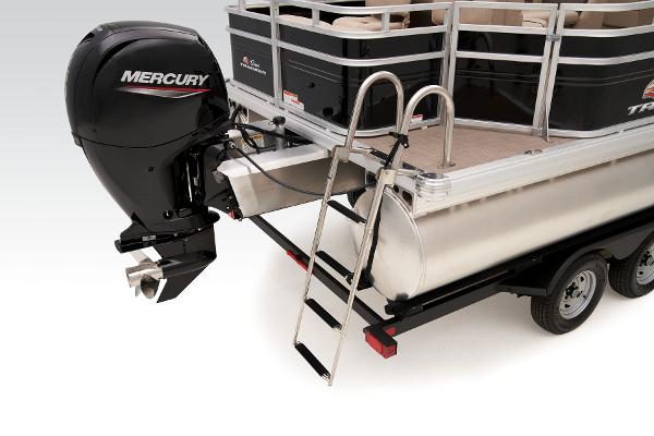 Slide: The Image of Sun Tracker SportFish 22 DLX 2025 - 63
