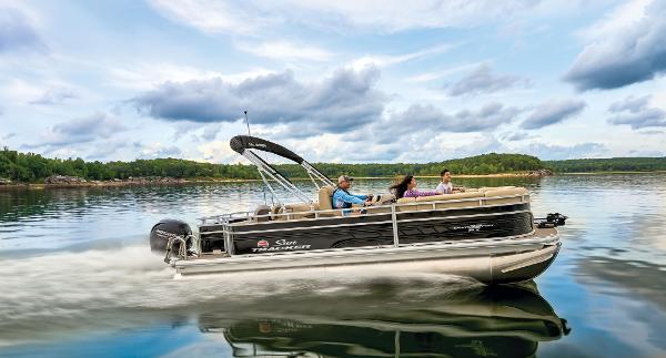 Slide: The Image of Sun Tracker SportFish 22 DLX 2025 - 68