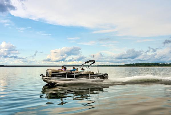 Slide: The Image of Sun Tracker SportFish 22 DLX 2025 - 69