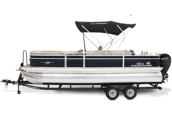 Slide: The Image of Sun Tracker SportFish 22 DLX 2025 - 7