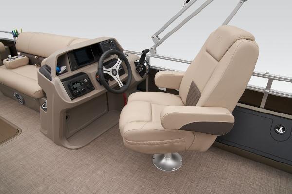 Slide: The Image of Sun Tracker Sportfish 24 XP3 2024 - 32