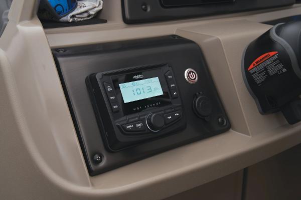 Slide: The Image of Sun Tracker Sportfish 24 XP3 2024 - 40