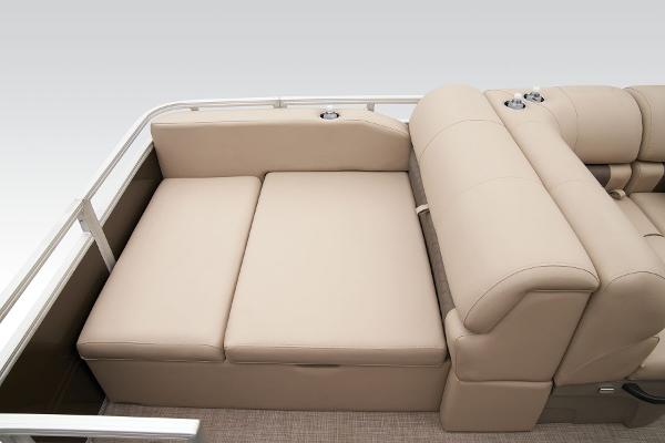 Slide: The Image of Sun Tracker Sportfish 24 XP3 2024 - 51