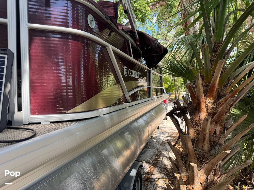 Slide: The Image of Sweetwater 2286 BF 2022 - 15318596