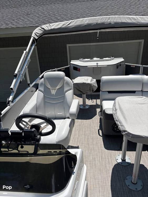 Slide: The Image of Sweetwater 2386FS 2022 - 15624430