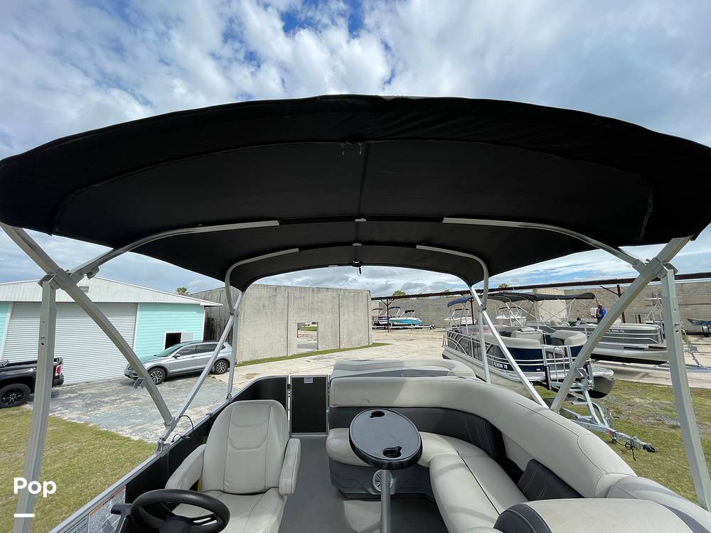 Slide: The Image of Sylvan Mirage 820 2021 - 14345055