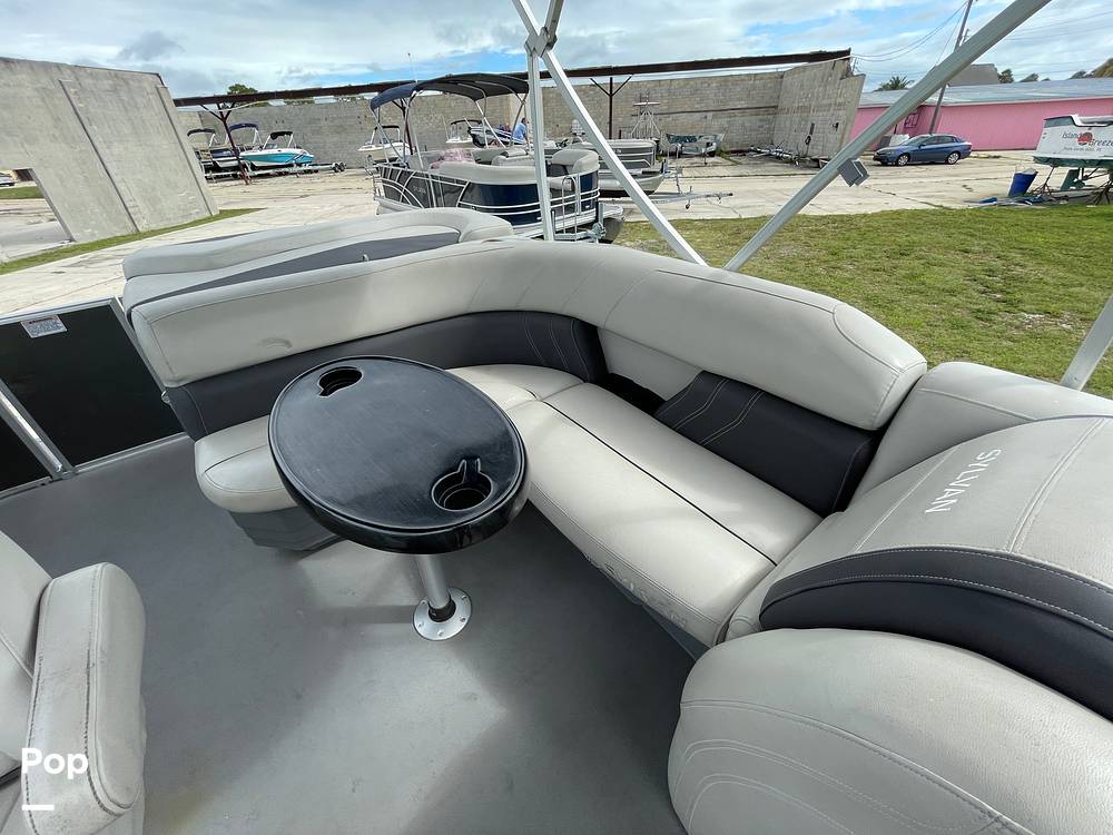 Slide: The Image of Sylvan Mirage 820 2021 - 14345092