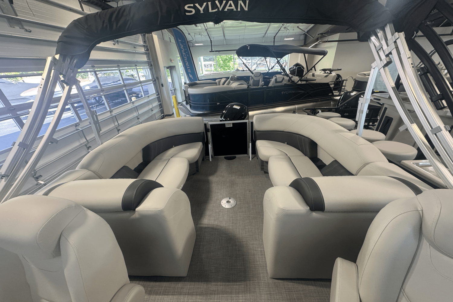 Slide: The Image of Sylvan MIRAGE 822 2025 - 12