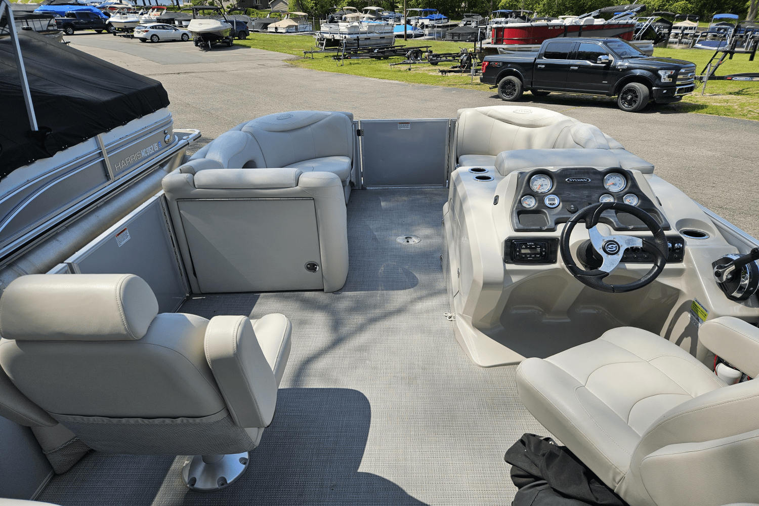 Slide: The Image of Sylvan MIRAGE 8522 LZ 2016 - 5