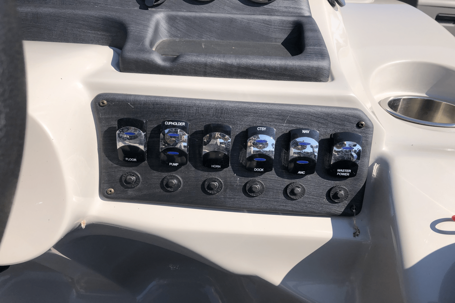 Slide: The Image of Sylvan MIRAGE 8524 DLZ 2019 - 16