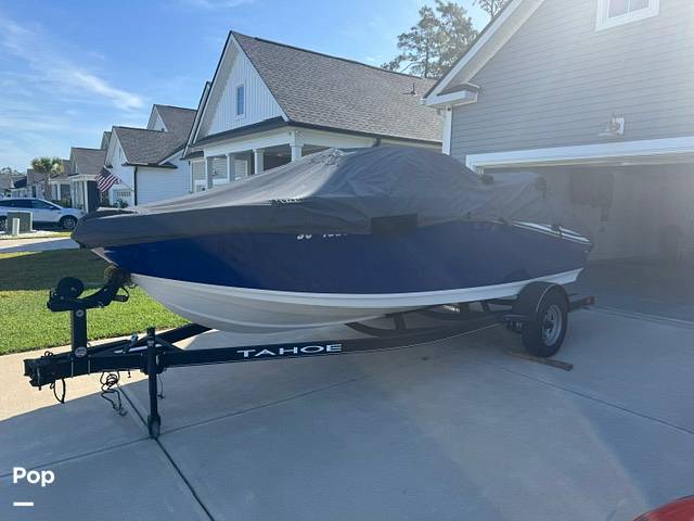 Slide: The Image of Cover - Full Boat - 15536459