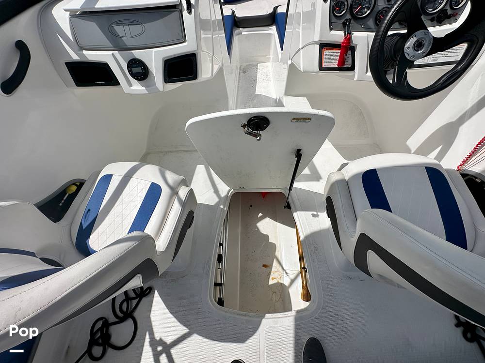 Slide: The Image of Tahoe 185 2022 - 15569044