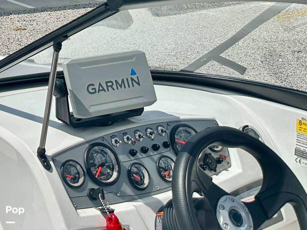 Slide: The Image of GPS / Fishfinder - 15569055