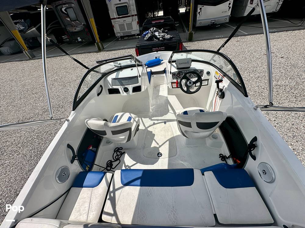 Slide: The Image of Tahoe 185 2022 - 15569060