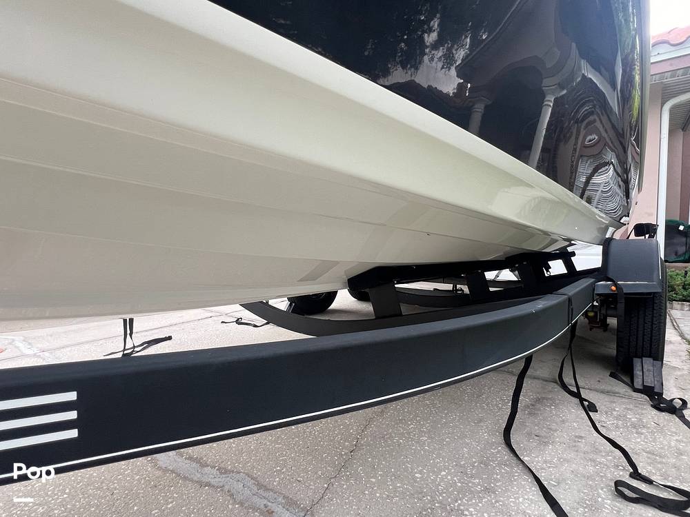 Slide: The Image of Tahoe 200 S 2022 - 14648529