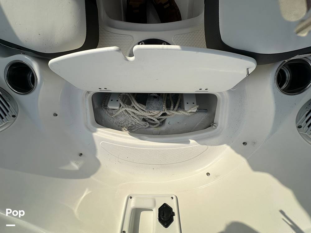 Slide: The Image of Tahoe 200 S 2022 - 15392571