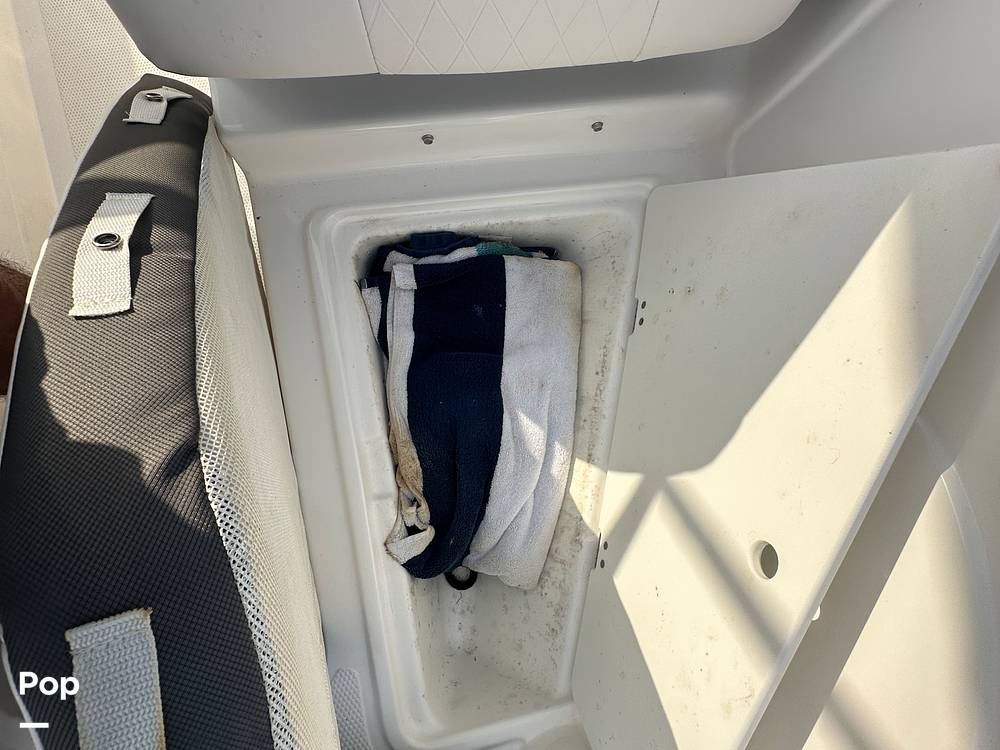 Slide: The Image of Tahoe 200 S 2022 - 15392573