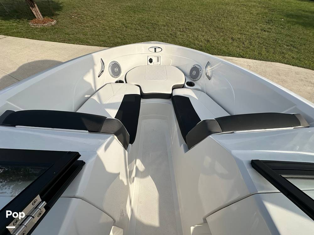 Slide: The Image of Tahoe 200 S 2022 - 15392574