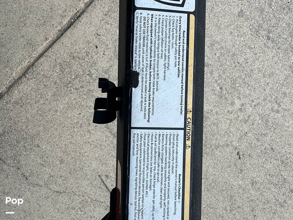 Slide: The Image of Tahoe 200 S 2022 - 15392609